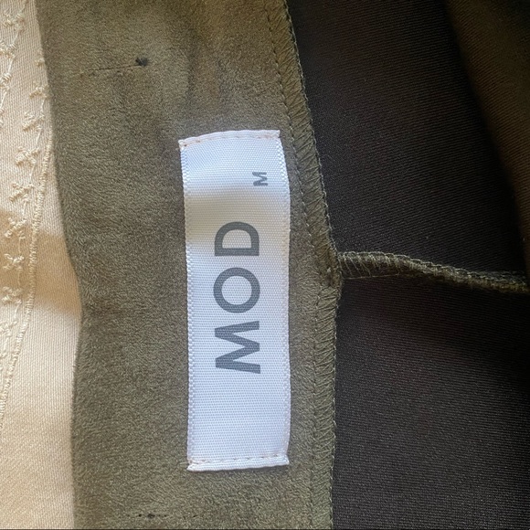 Green Suede Envelope Skort - Picture 4 of 5